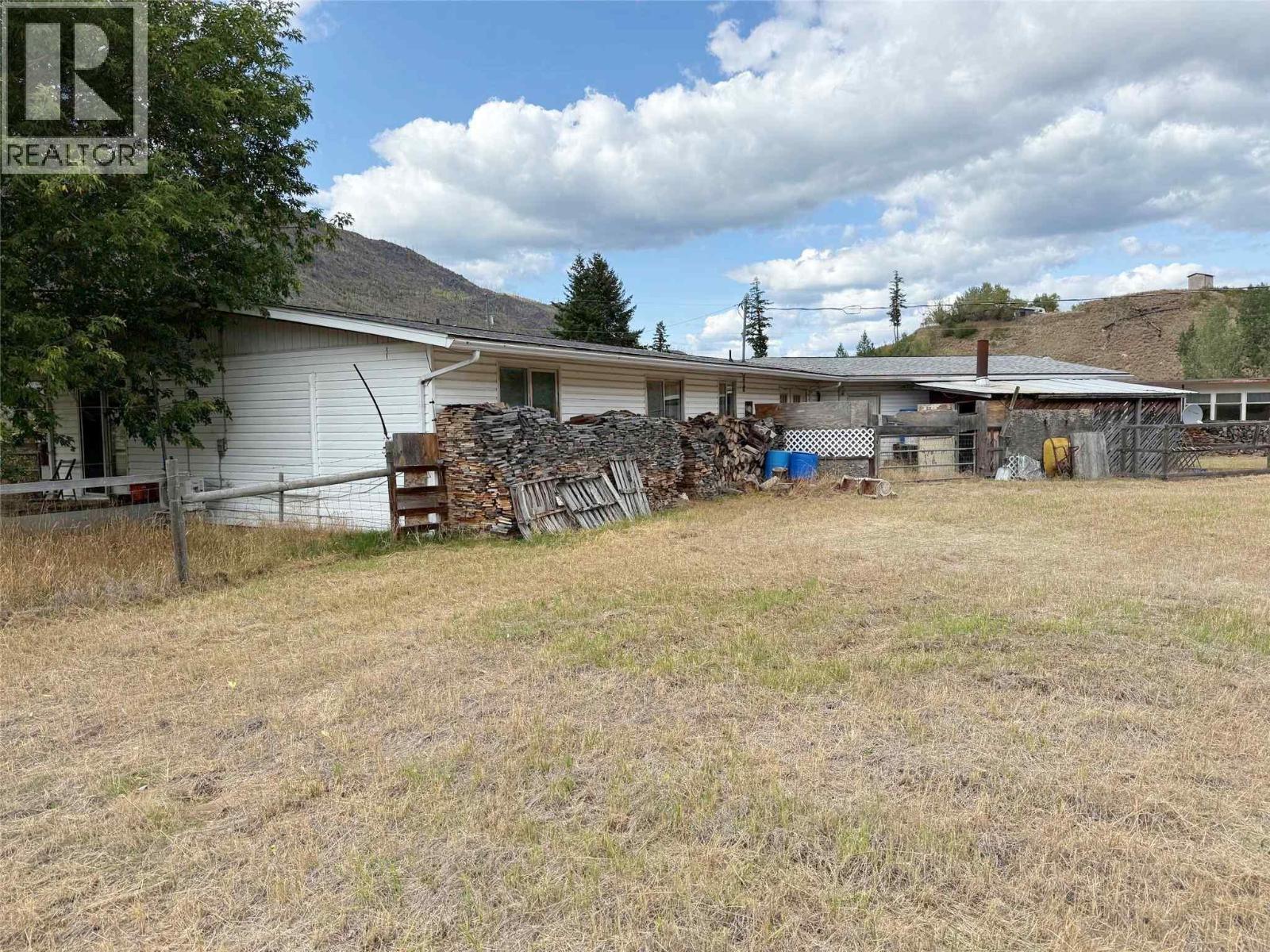 733 Fortune Road - 19