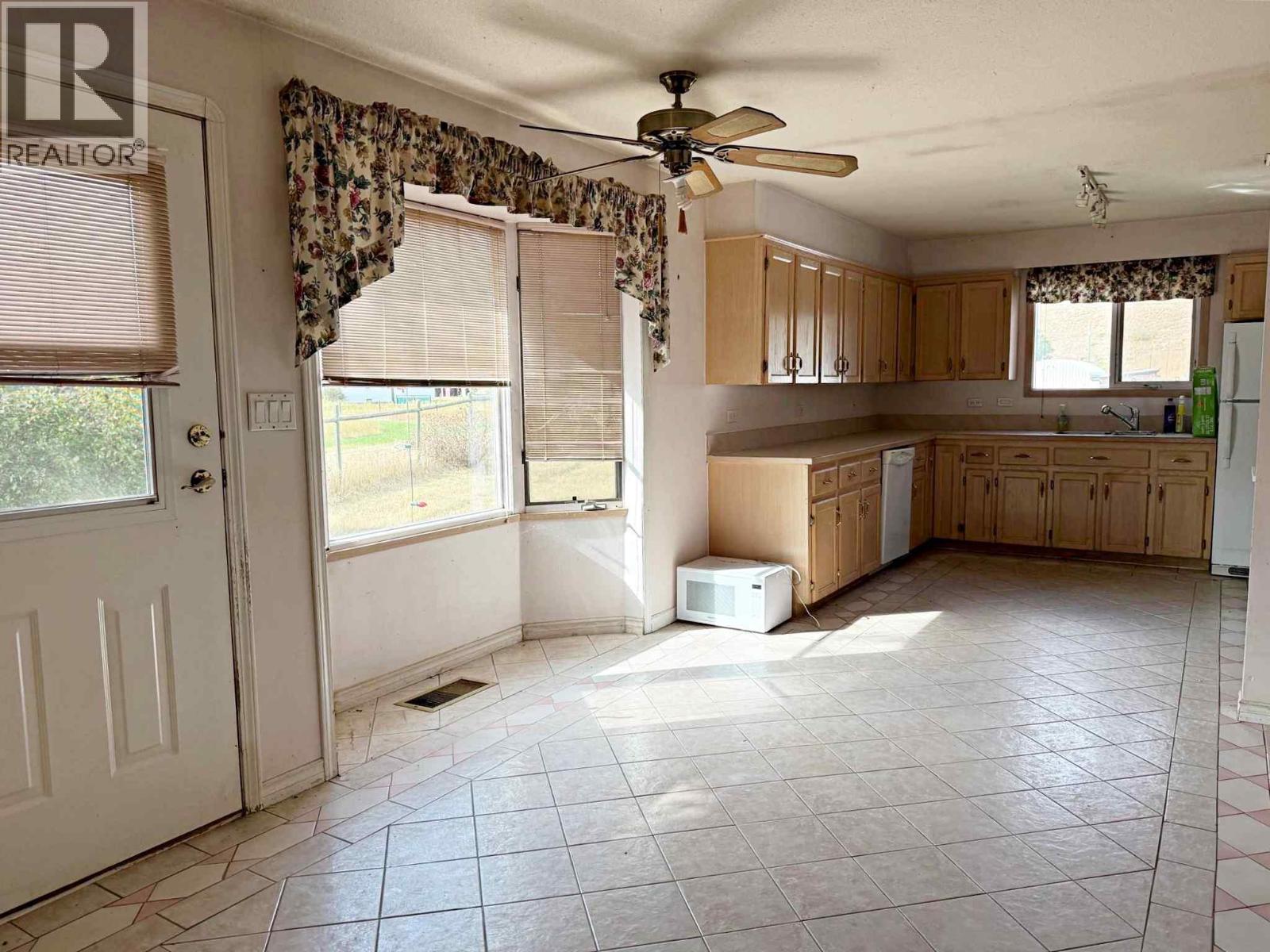 733 Fortune Road - 6