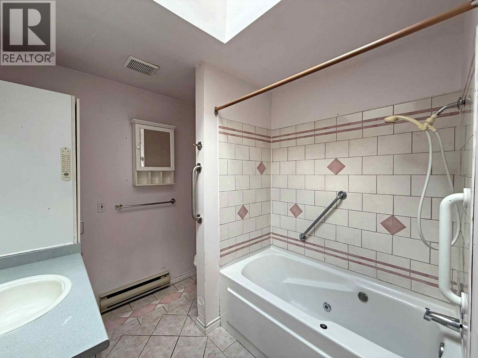 733 Fortune Road - Image 11