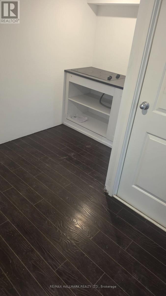 ROOM 2- 888 KROSNO Boulevard, Pickering, ON photo 18