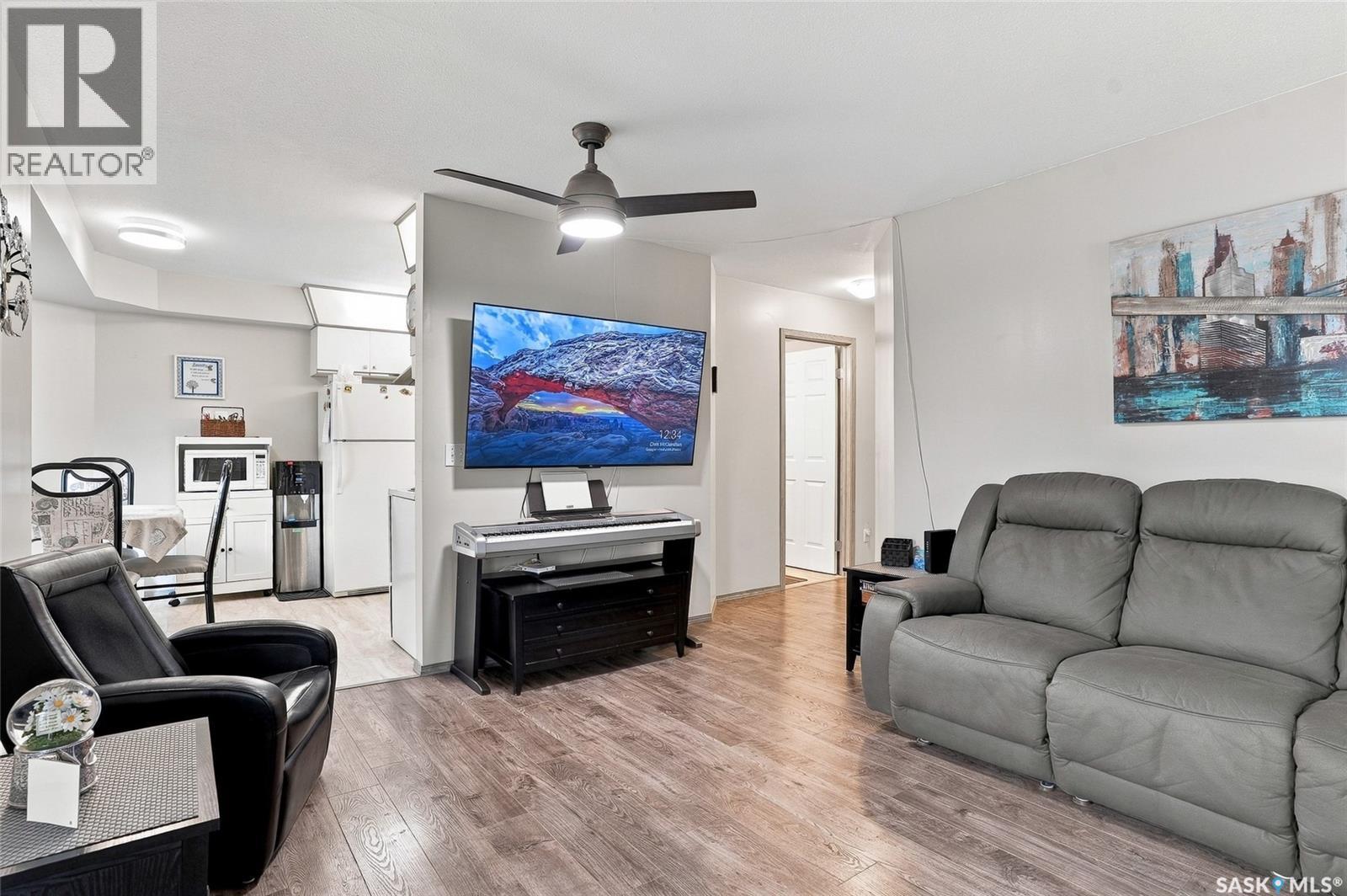 204 214 Ross AVENUE, Dalmeny — photo 7