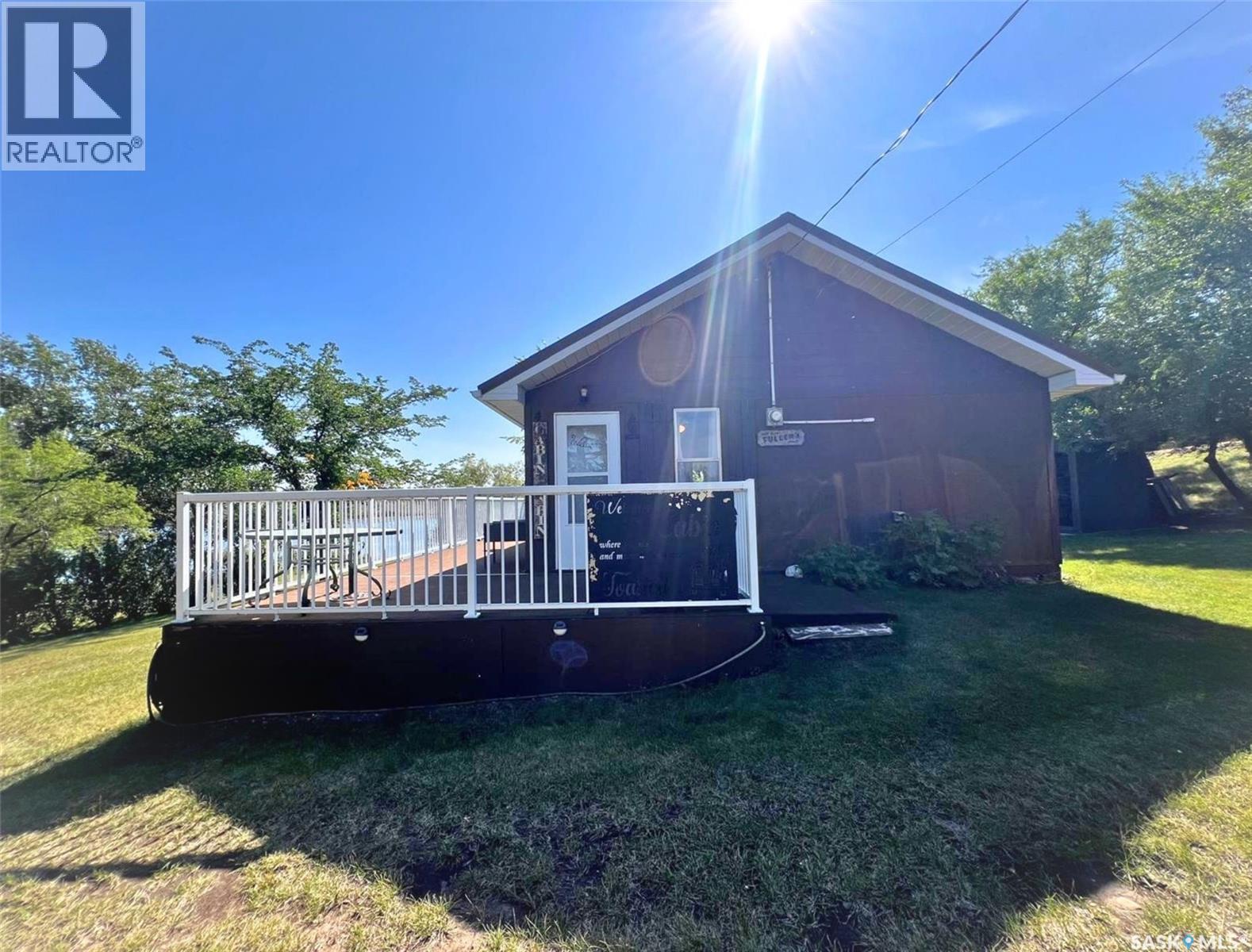 4 Ferguson BAY, Simmie — photo 1