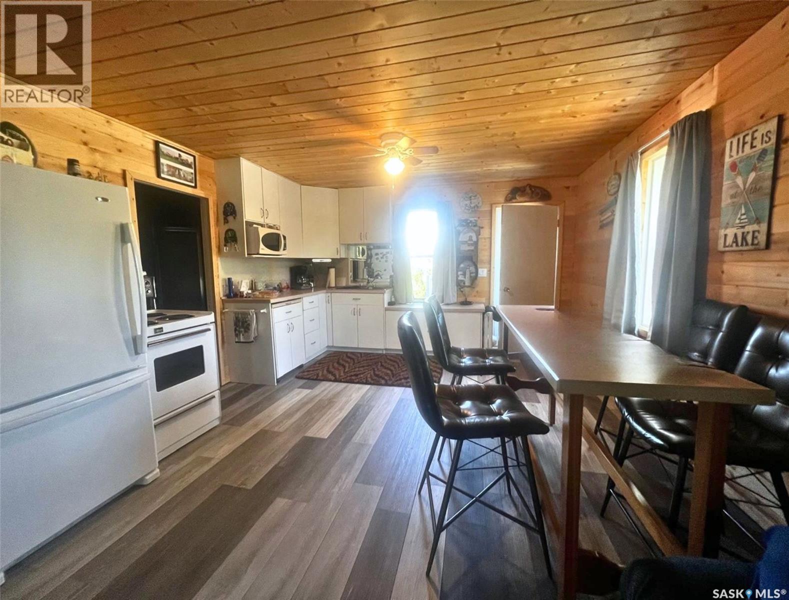 4 Ferguson BAY, Simmie — photo 5