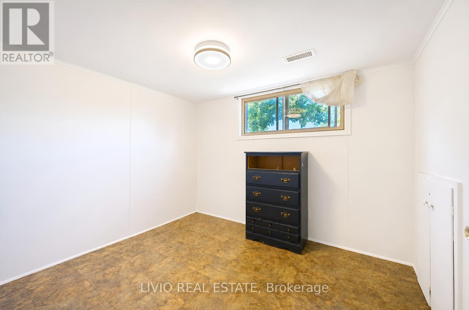 40 BARFORD ROAD - 44