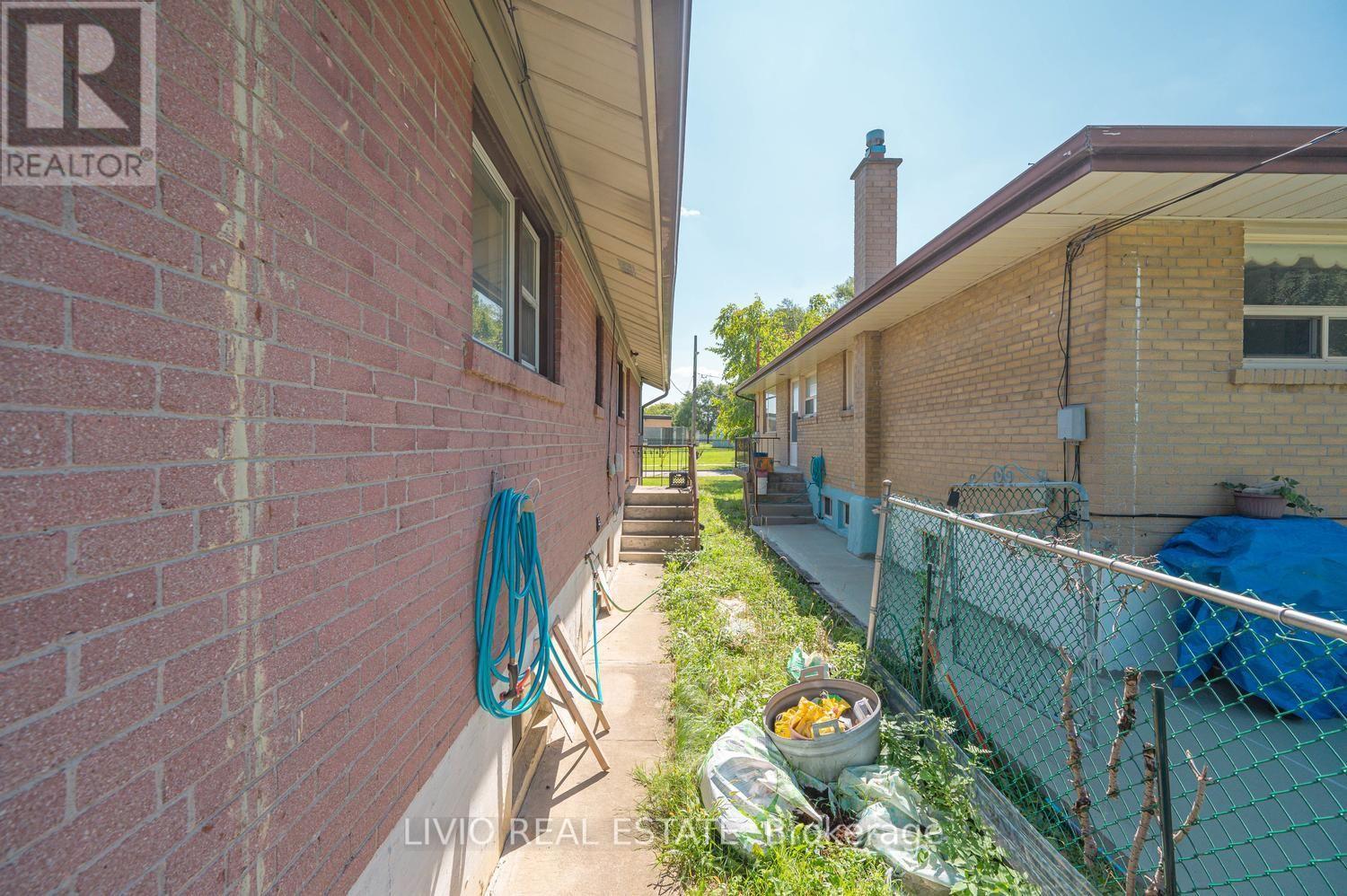 40 BARFORD ROAD - Image 49