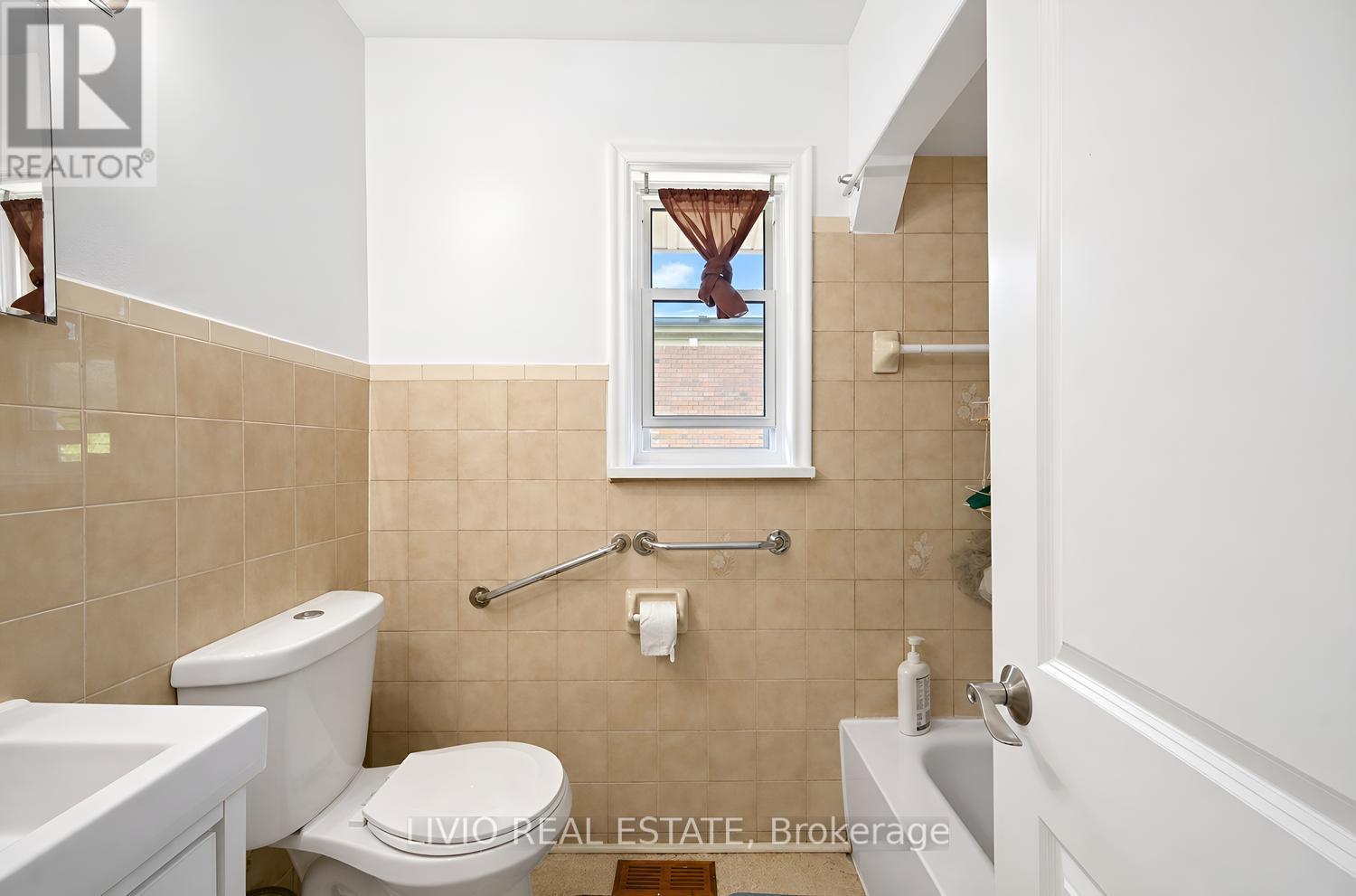 40 BARFORD ROAD - Image 30