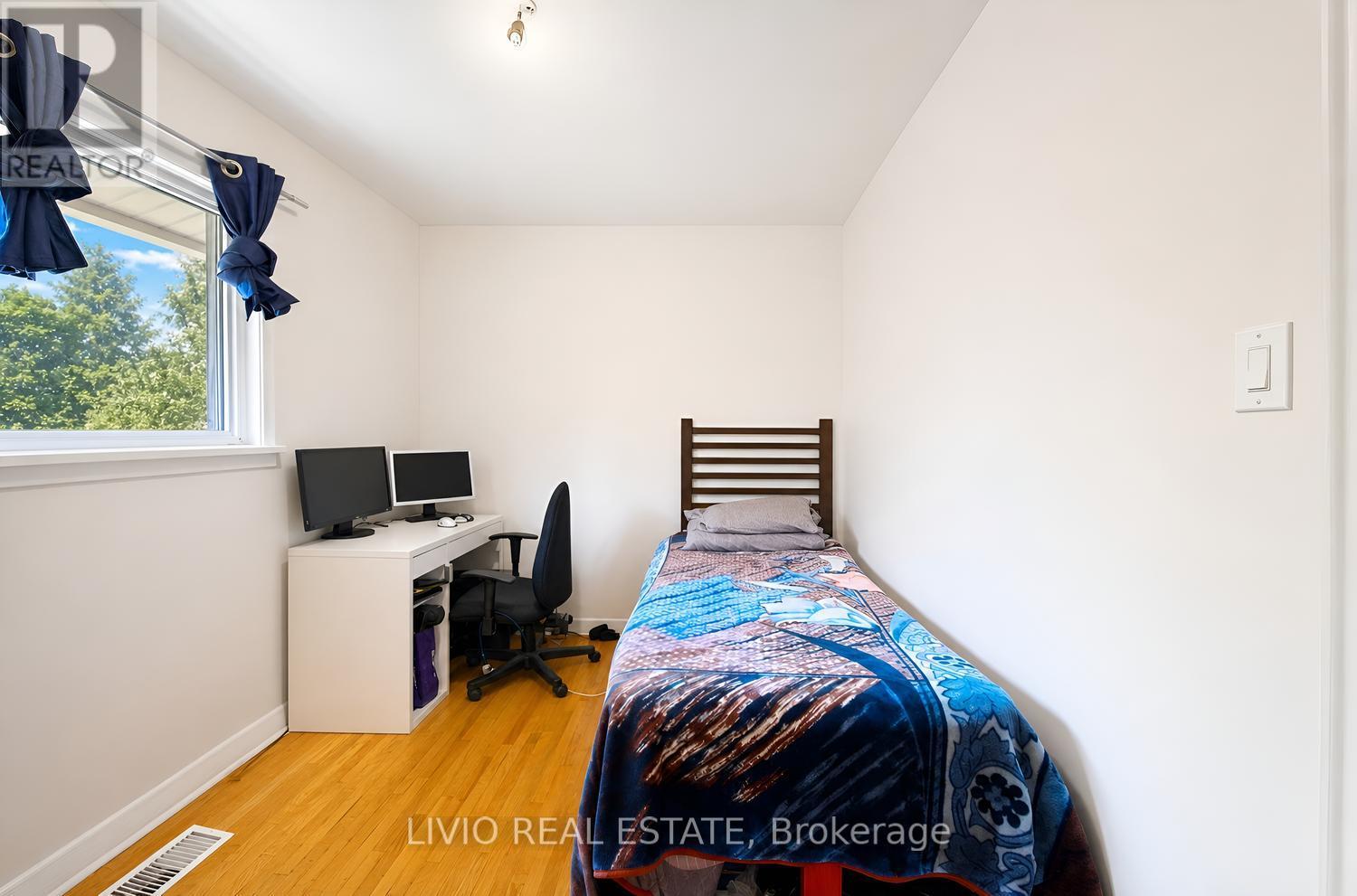 40 BARFORD ROAD - 33