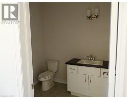 Bedroom - 204 Bethune Avenue, Welland, ON L3B0H6 Photo 7