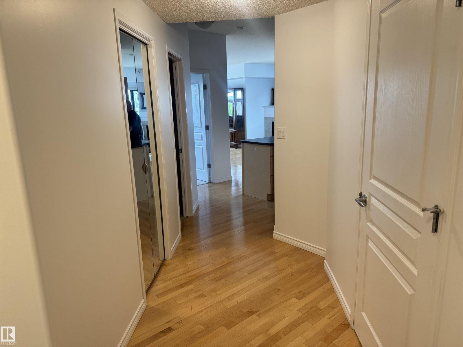 #806 10319 111 ST NW - 10