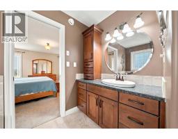 48 Innes Close, Red Deer, AB T4R0B7 Photo 27