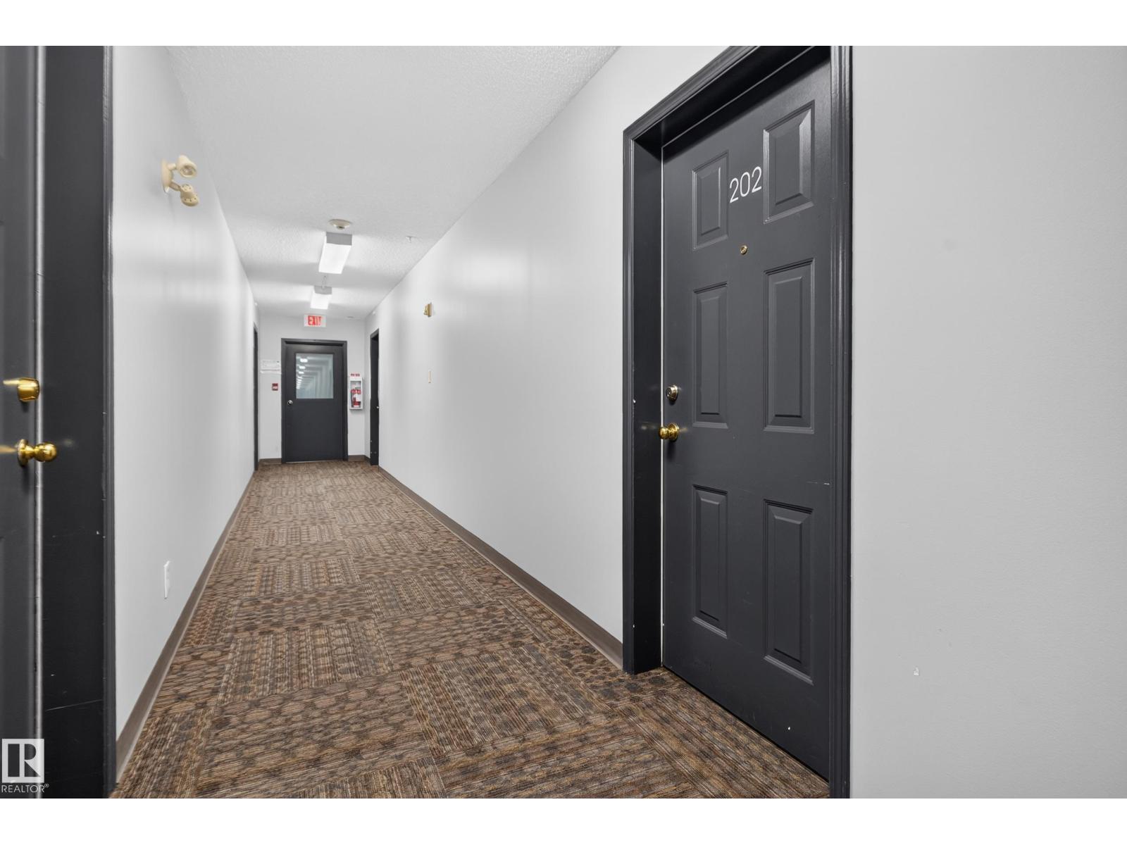#202A 260 SPRUCE RIDGE RD - 35