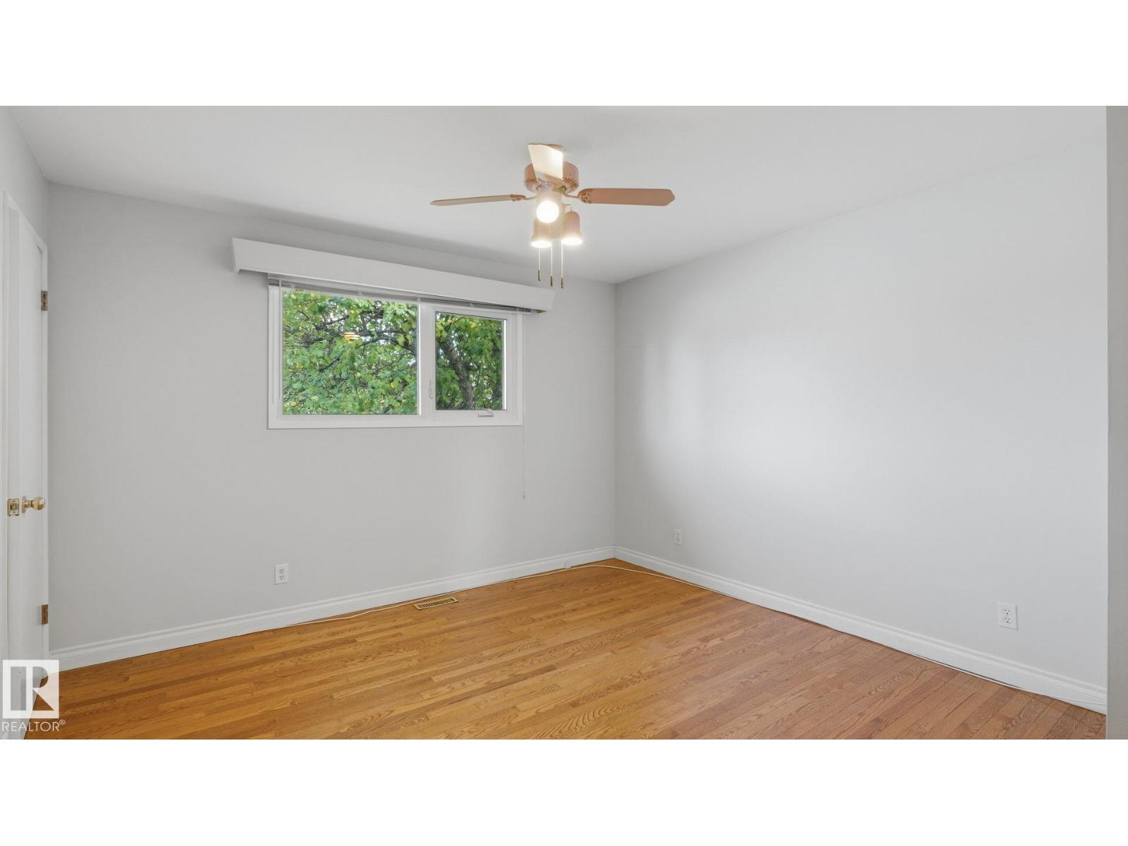10440 36 AV NW - 19