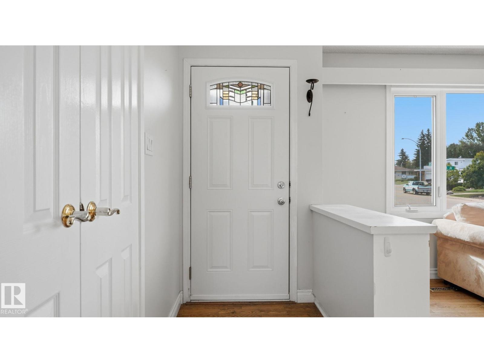 10440 36 AV NW - 5