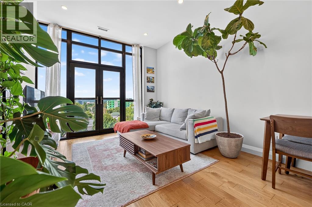 #609 101 LOCKE Street - 16