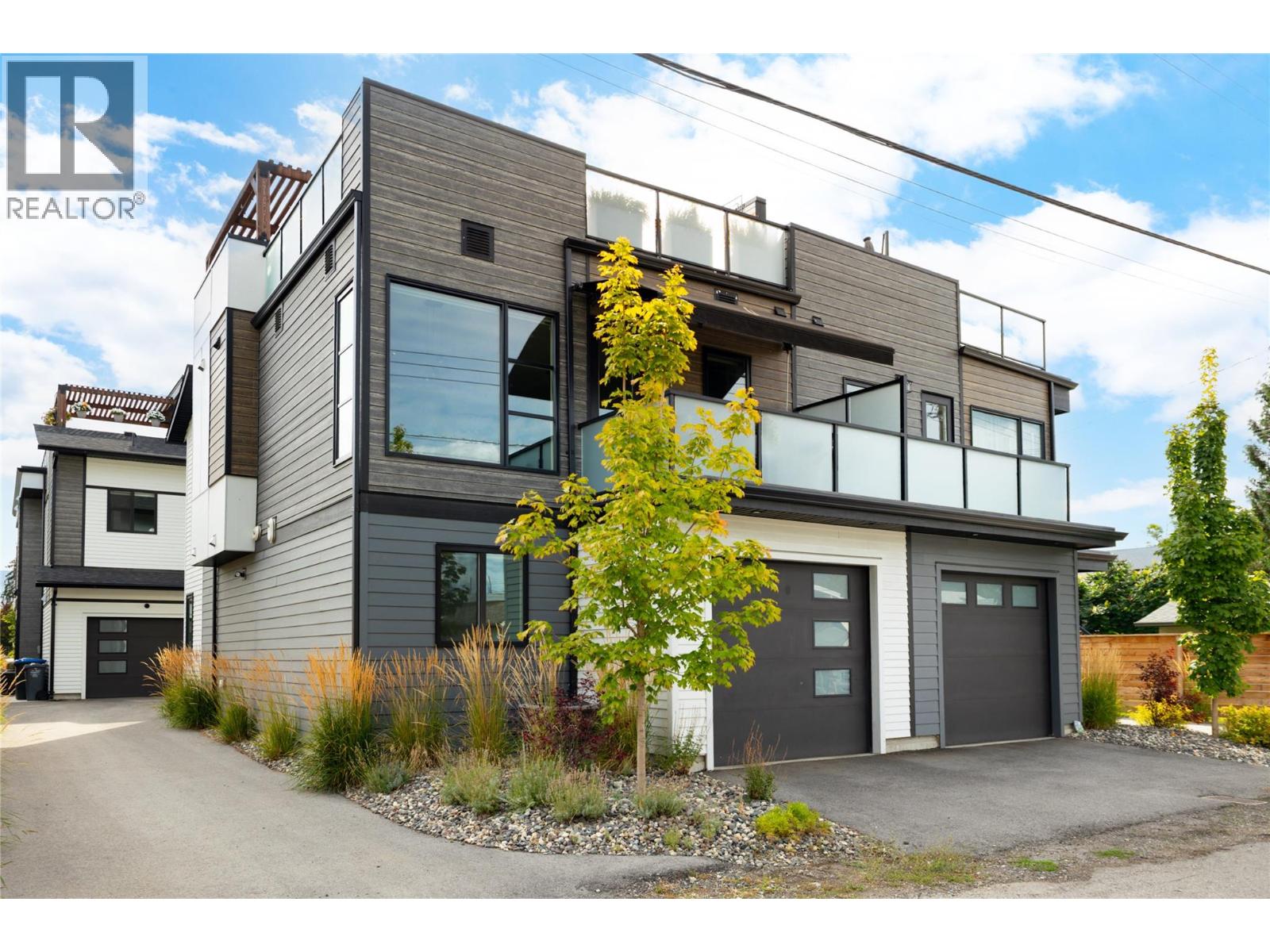 798 WARDLAW Avenue - 1