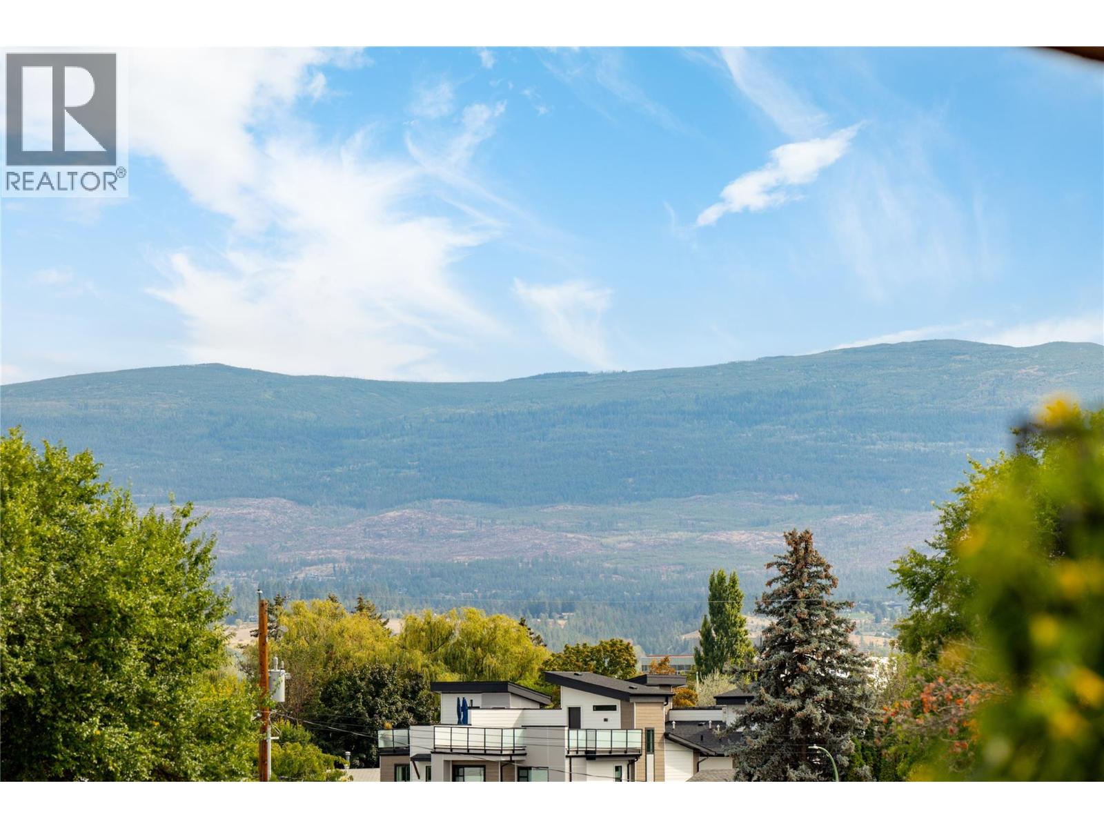 798 WARDLAW Avenue - 32