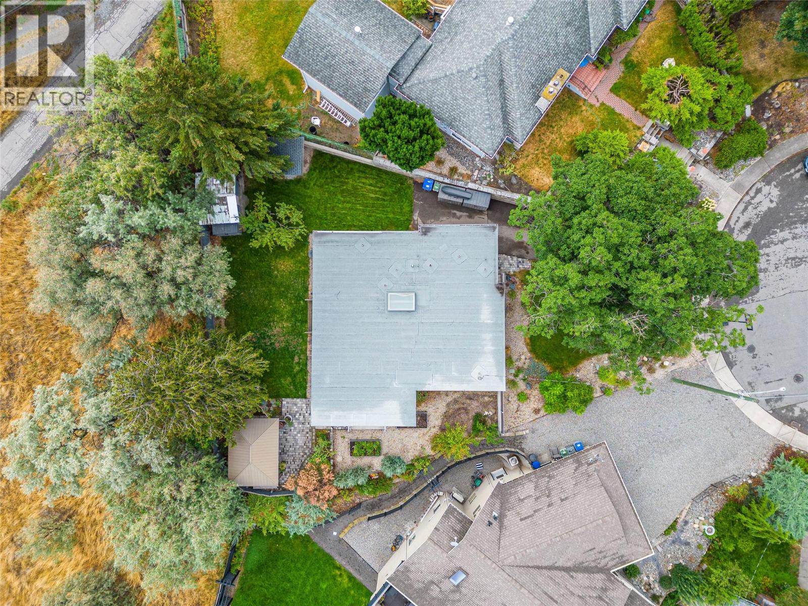1389 Dominion Crescent - 54