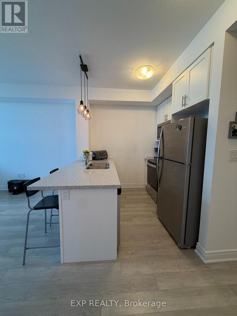 #806 450 DUNDAS STREET E - 6