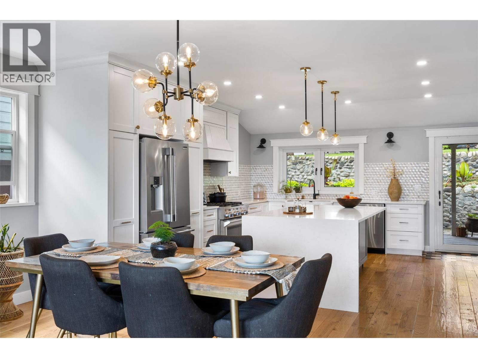 193 SEYMOUR Street W - 11