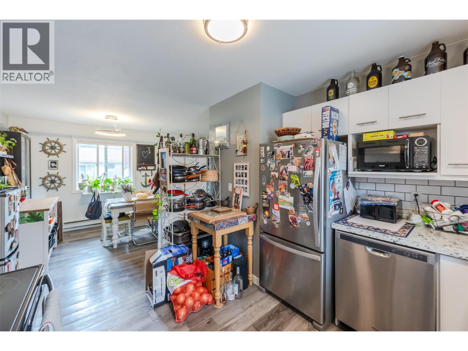 #201 542 Wade Avenue W - 17