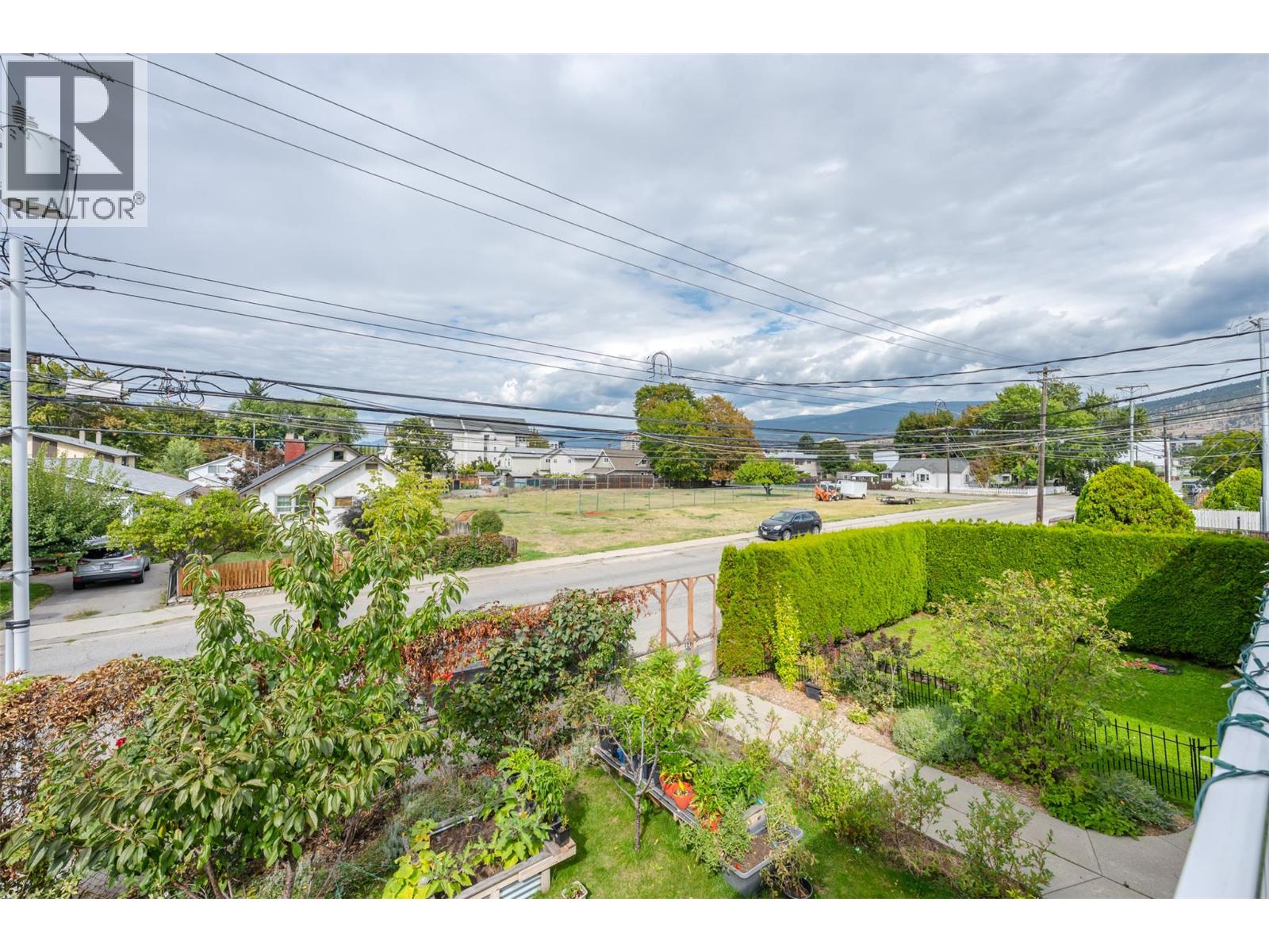 #201 542 Wade Avenue W - 7