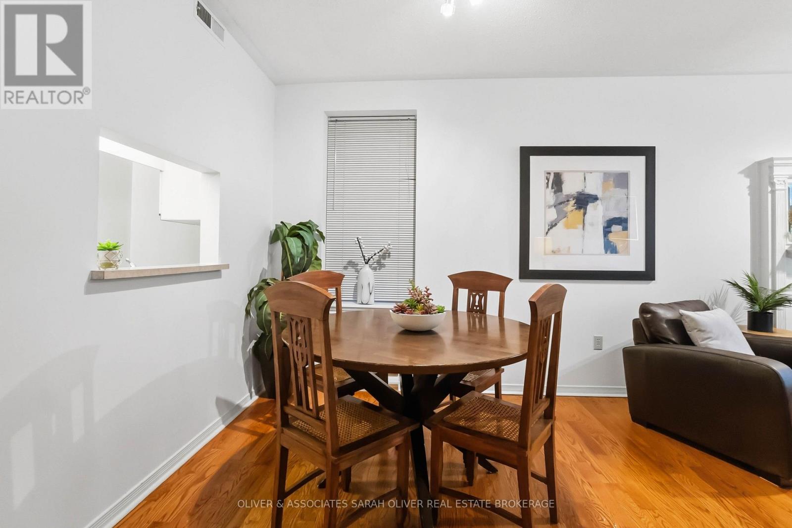 #101 285 QUEENS AVENUE - Image 10