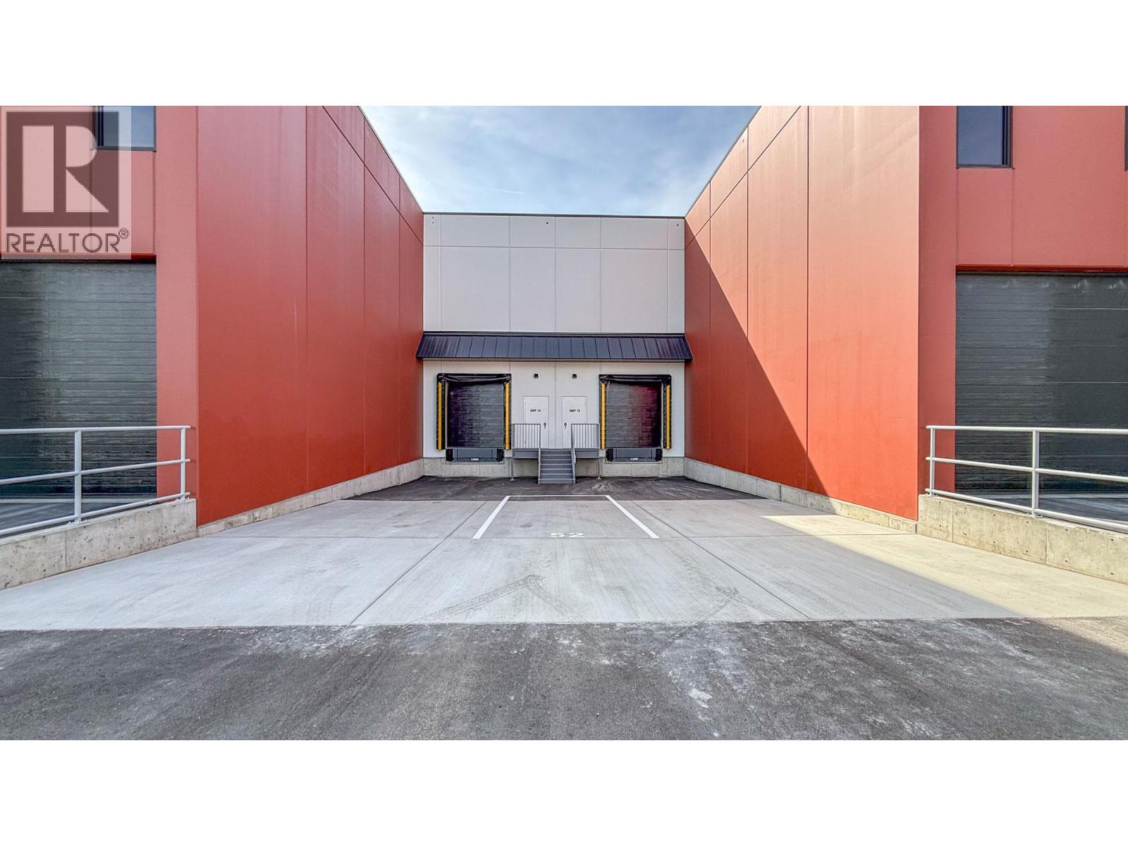 5 & 6 4605 34th Street, Vernon