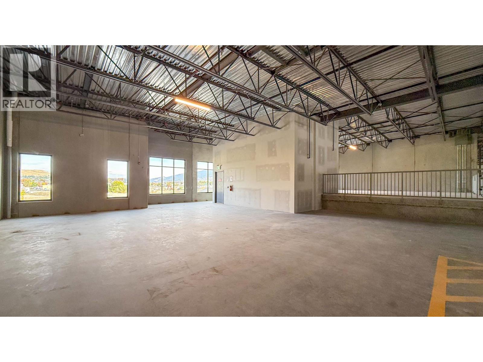 5 & 6 4605 34th Street, Vernon