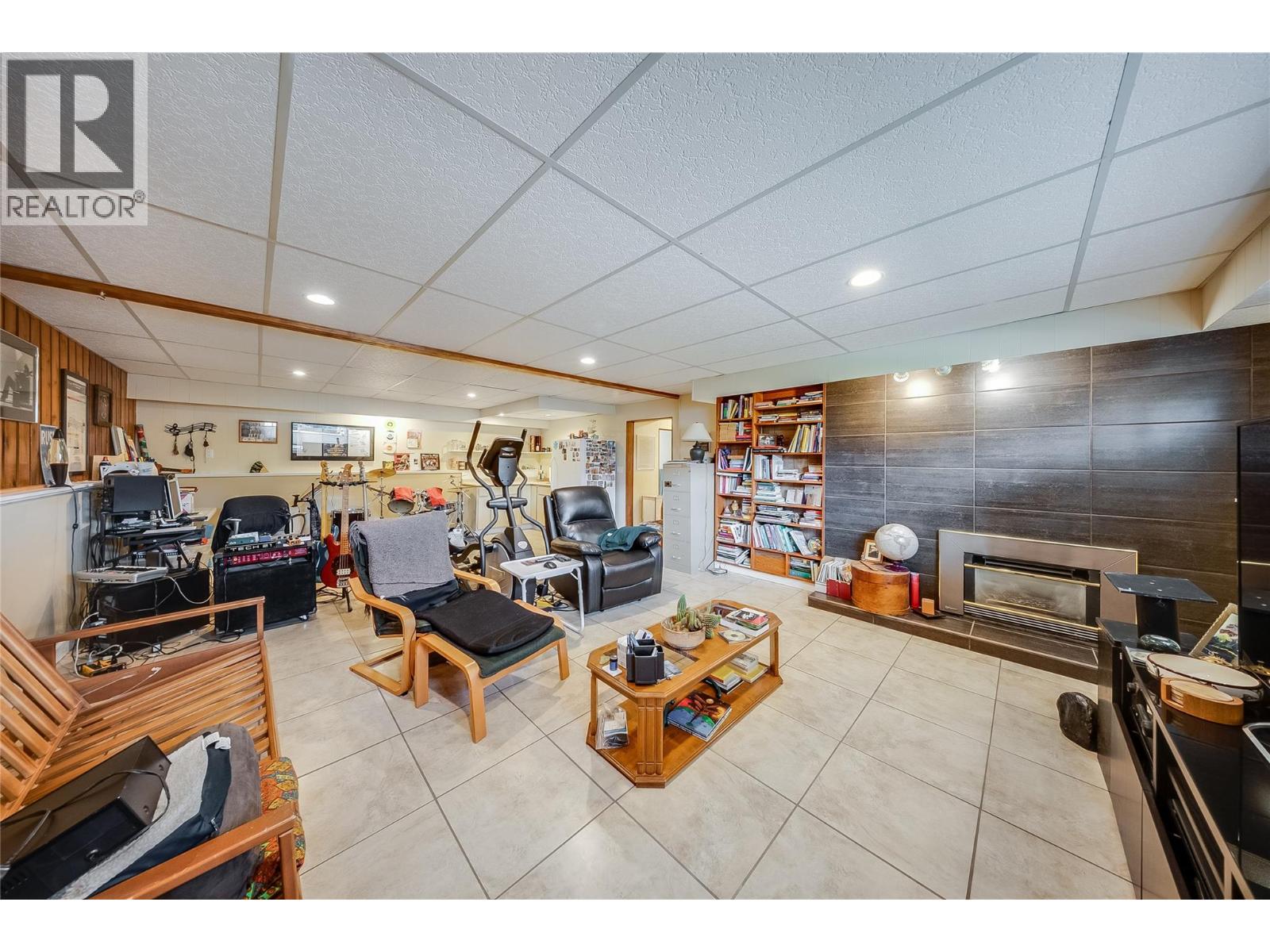 2404 11th Avenue - 24