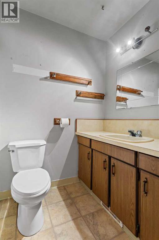 5605 47A Avenue - 13