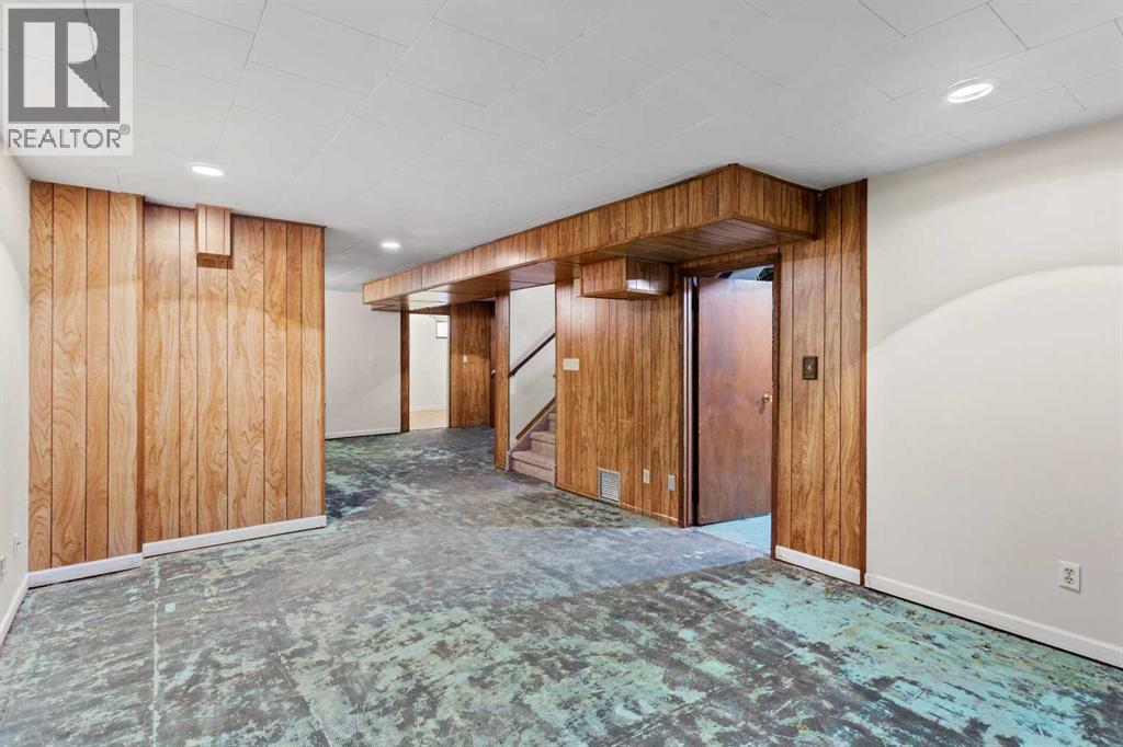 5605 47A Avenue - 23