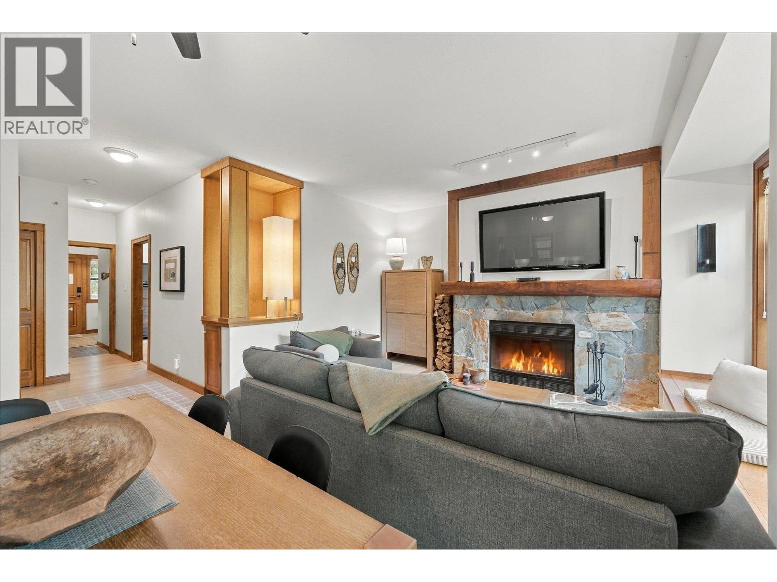 17 4652 BLACKCOMB WAY, Whistler — photo 3