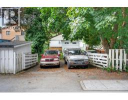 2357 Hawthorne Avenue, Port Coquitlam, BC V3C1X1 Photo 8