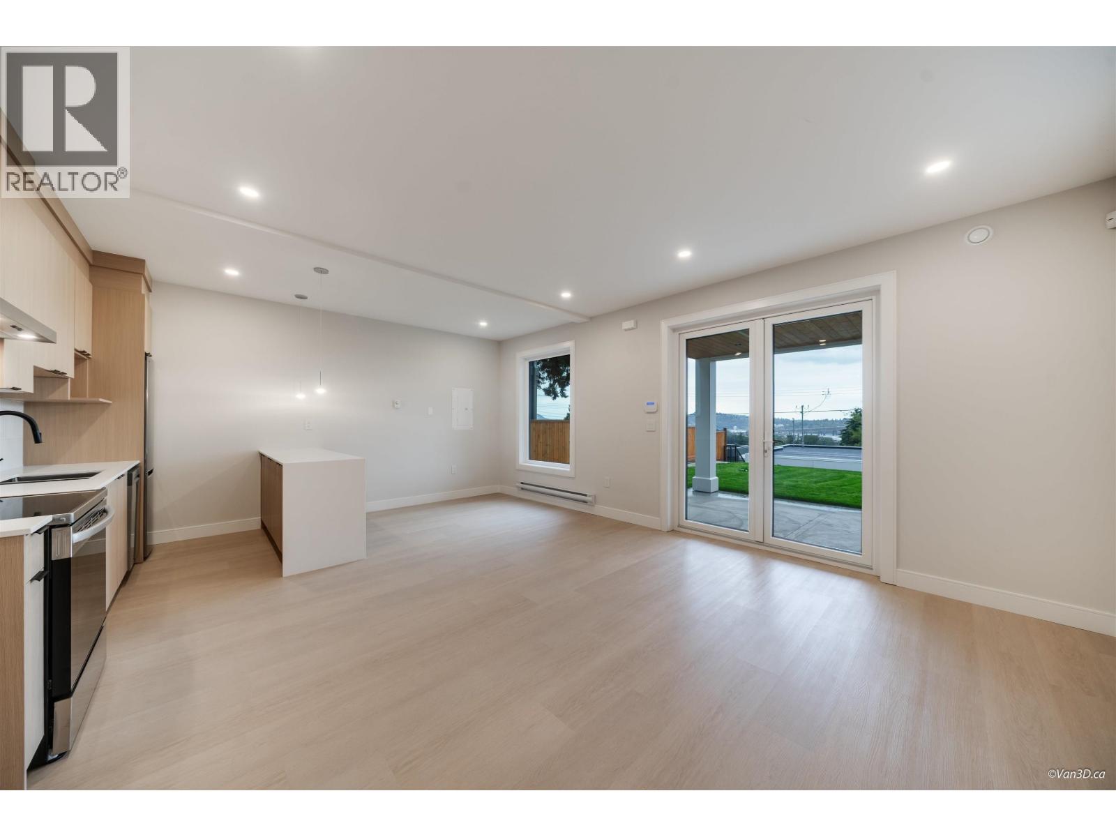 971 ADDERLEY STREET, North Vancouver
