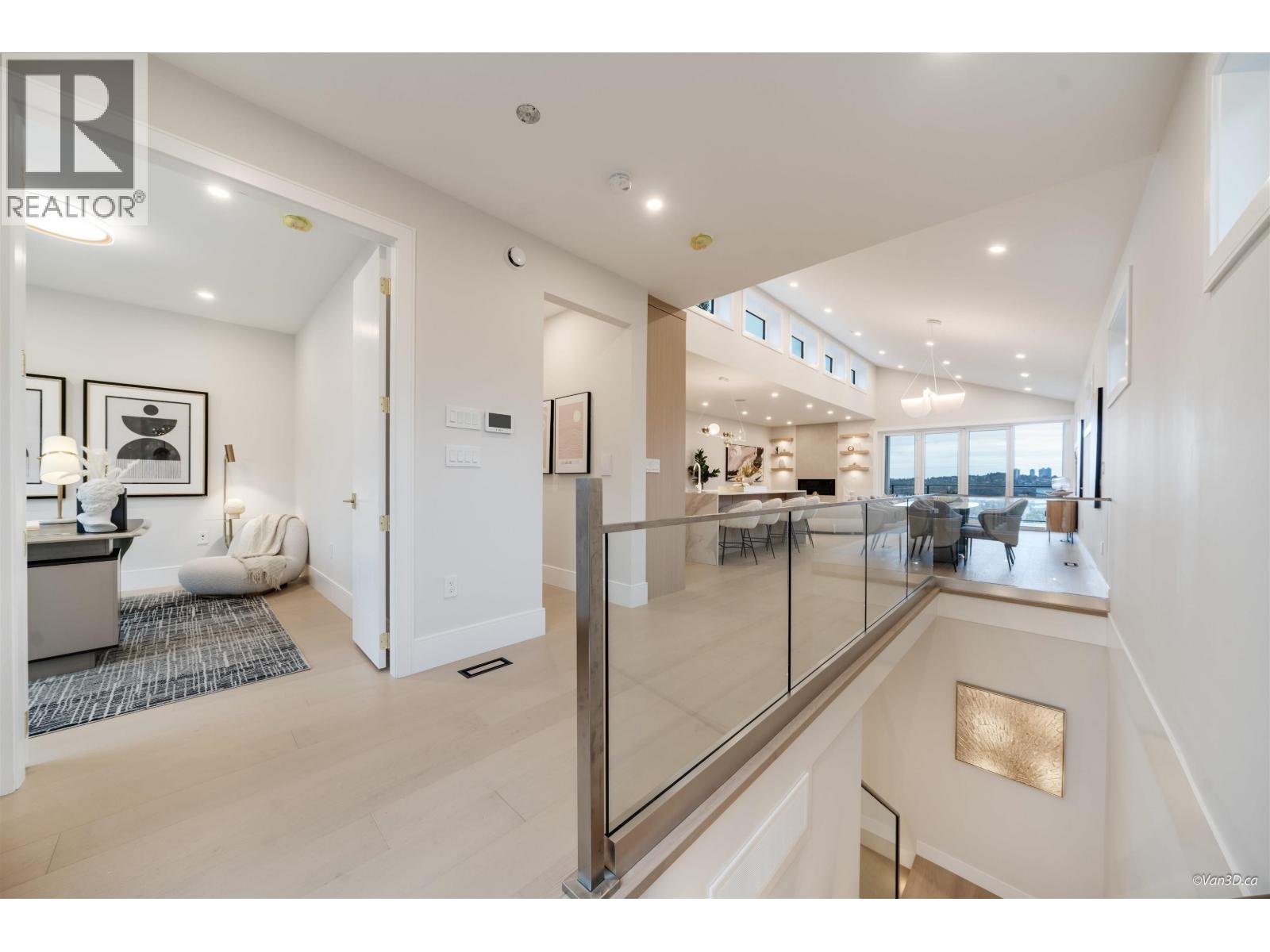 971 ADDERLEY STREET, North Vancouver
