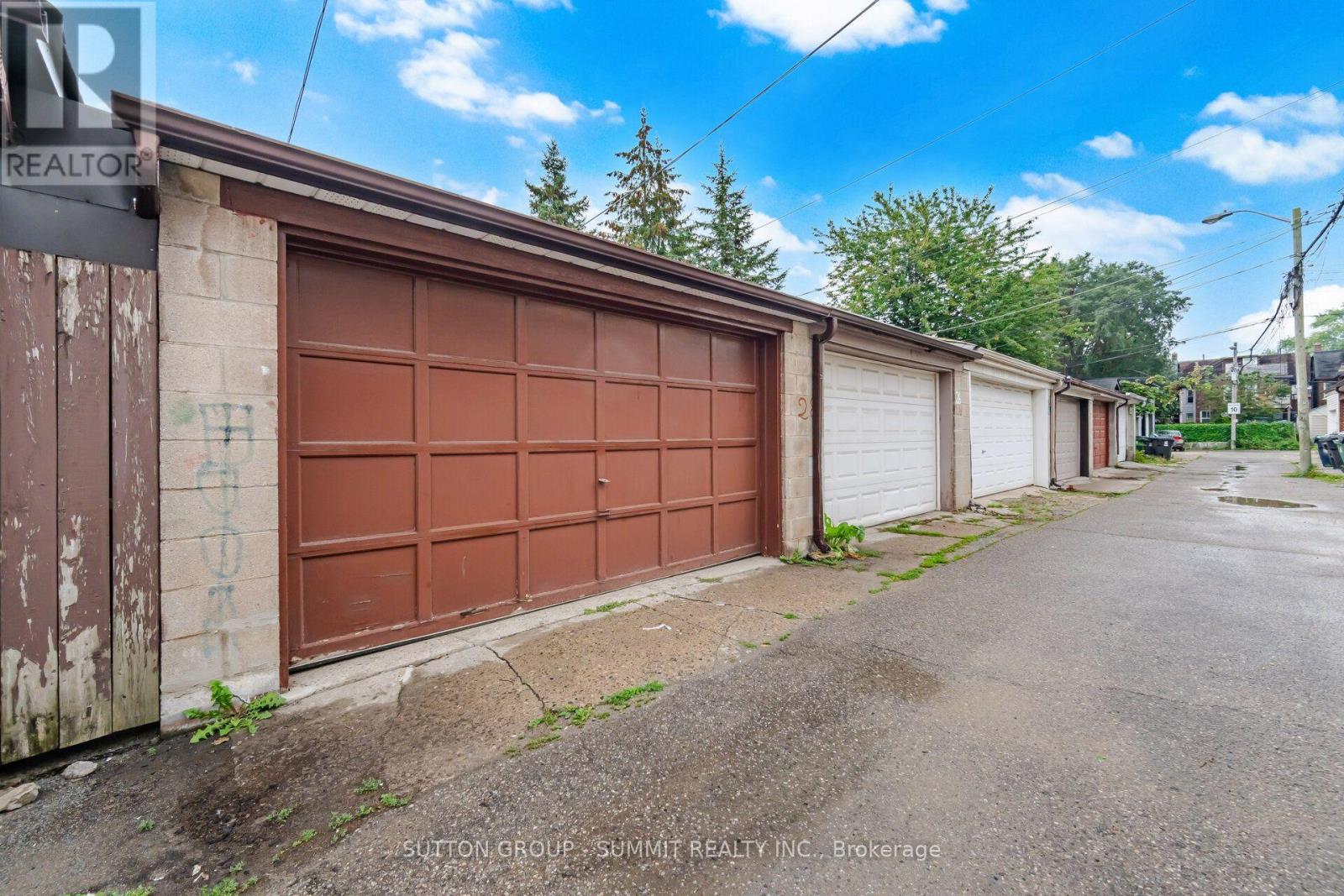 28 SYMINGTON AVENUE - 47