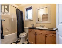 1111 5 Street Se, Medicine Hat, AB T1A0P6 Photo 33
