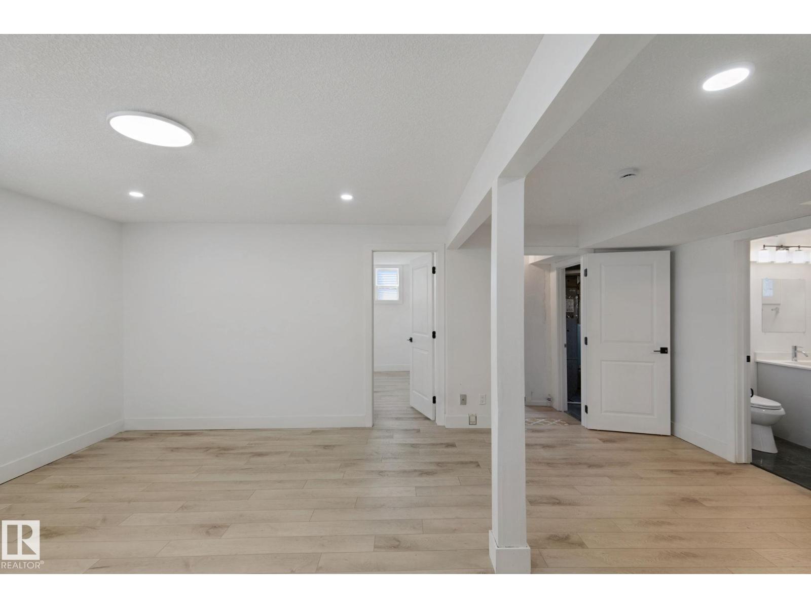 11914 124 ST NW - Image 39