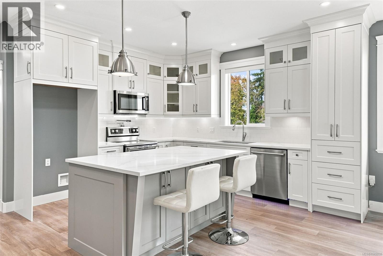 3011 Catalina Way - 11