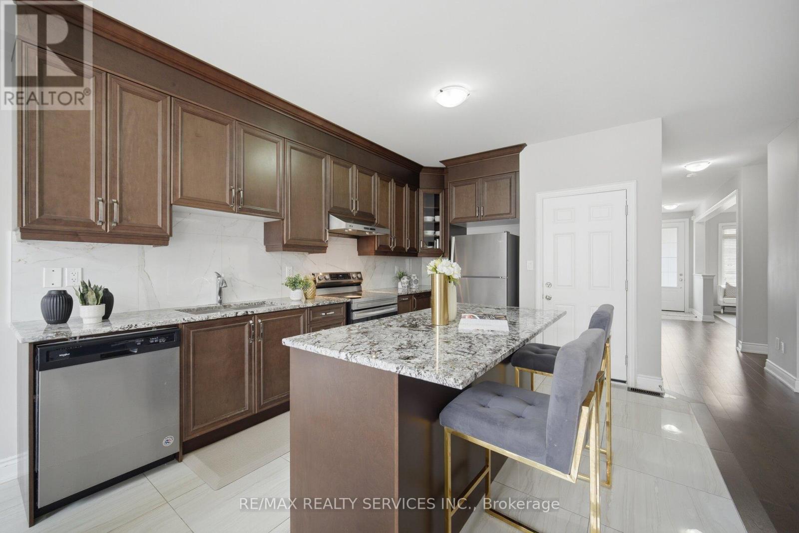 12 ENCLAVE TRAIL - Image 10