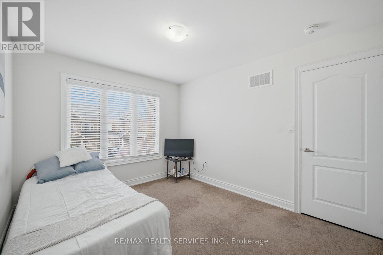 12 ENCLAVE TRAIL - Image 39