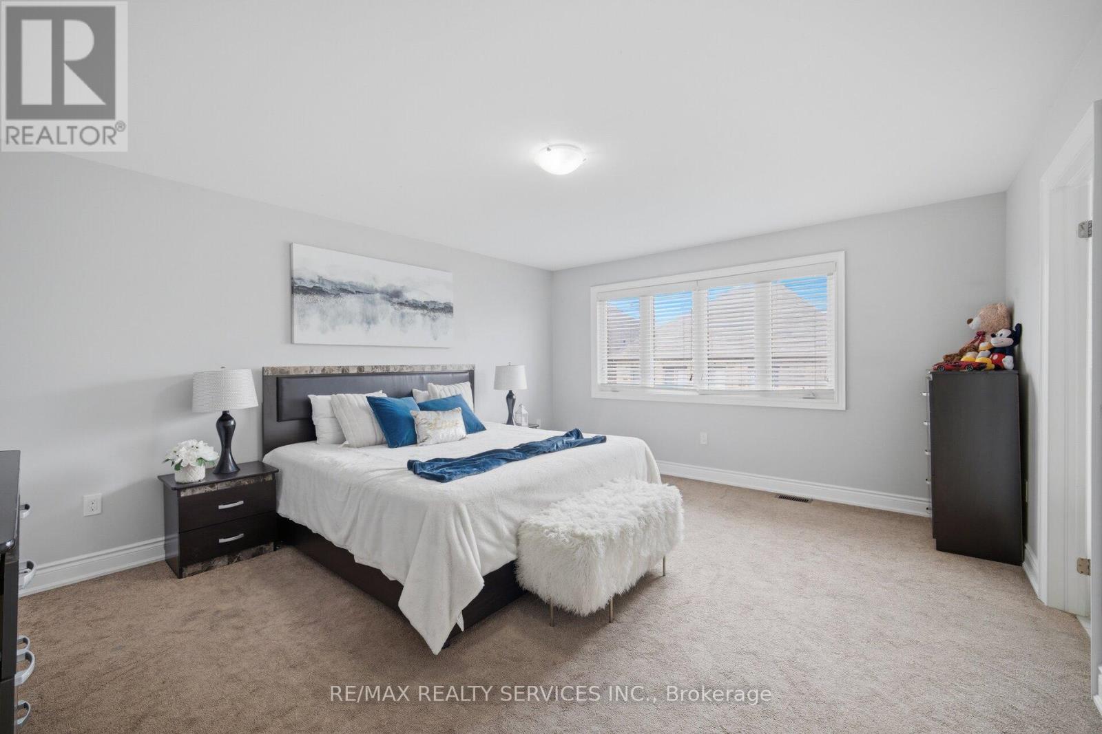 12 ENCLAVE TRAIL - Image 25