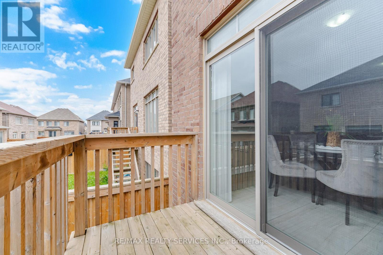 12 ENCLAVE TRAIL - Image 42