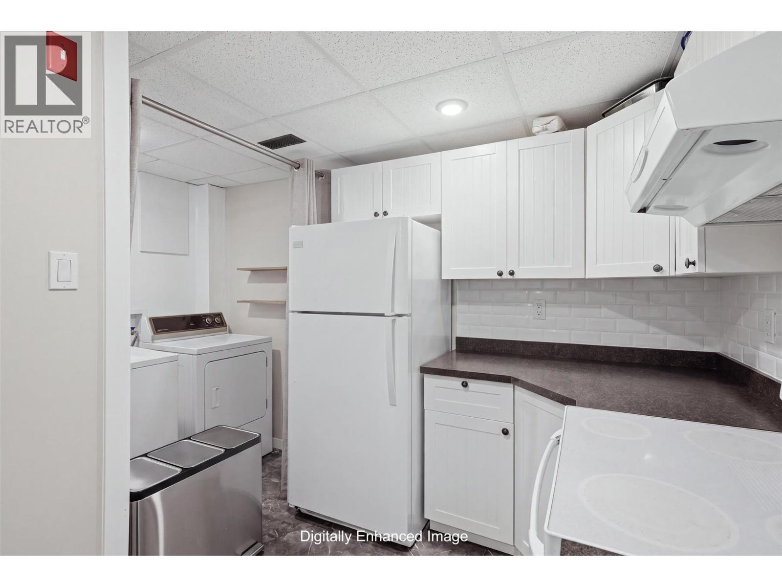 5545 Clearview Drive - 39