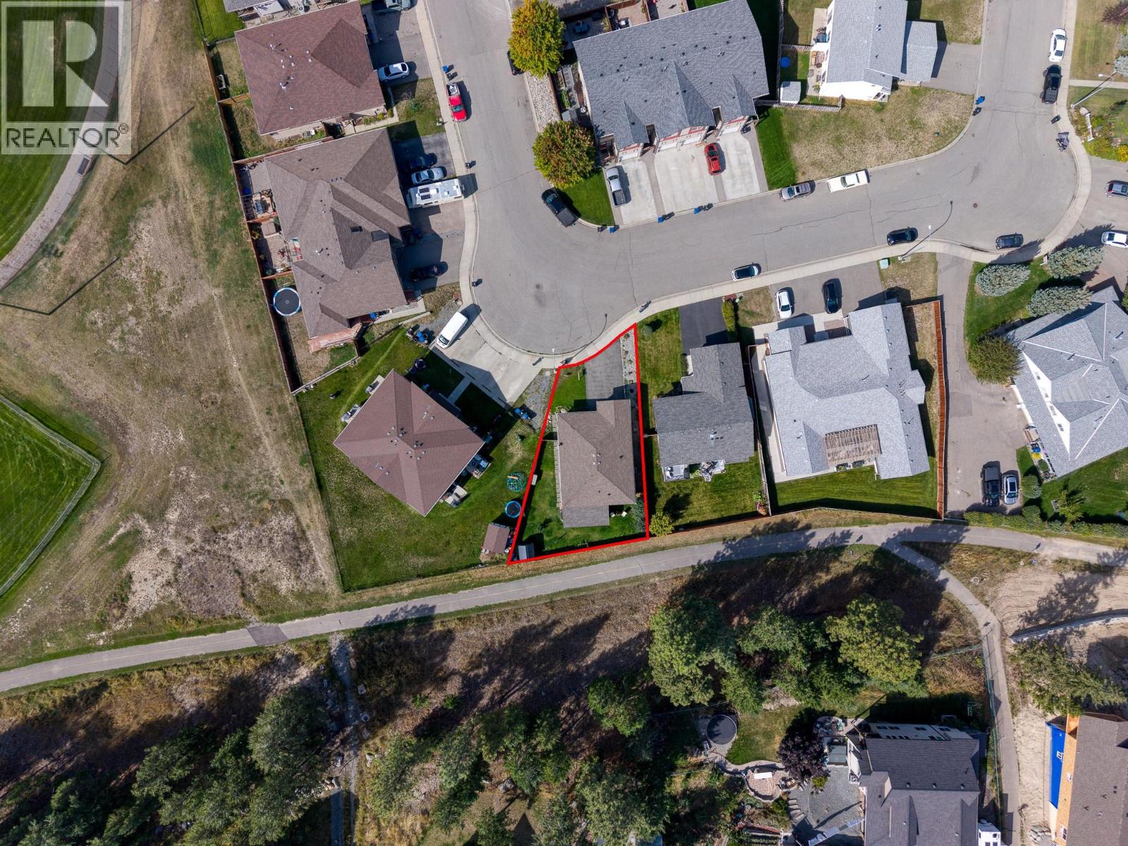 1900 Kelowna Crescent, Cranbrook — photo 5