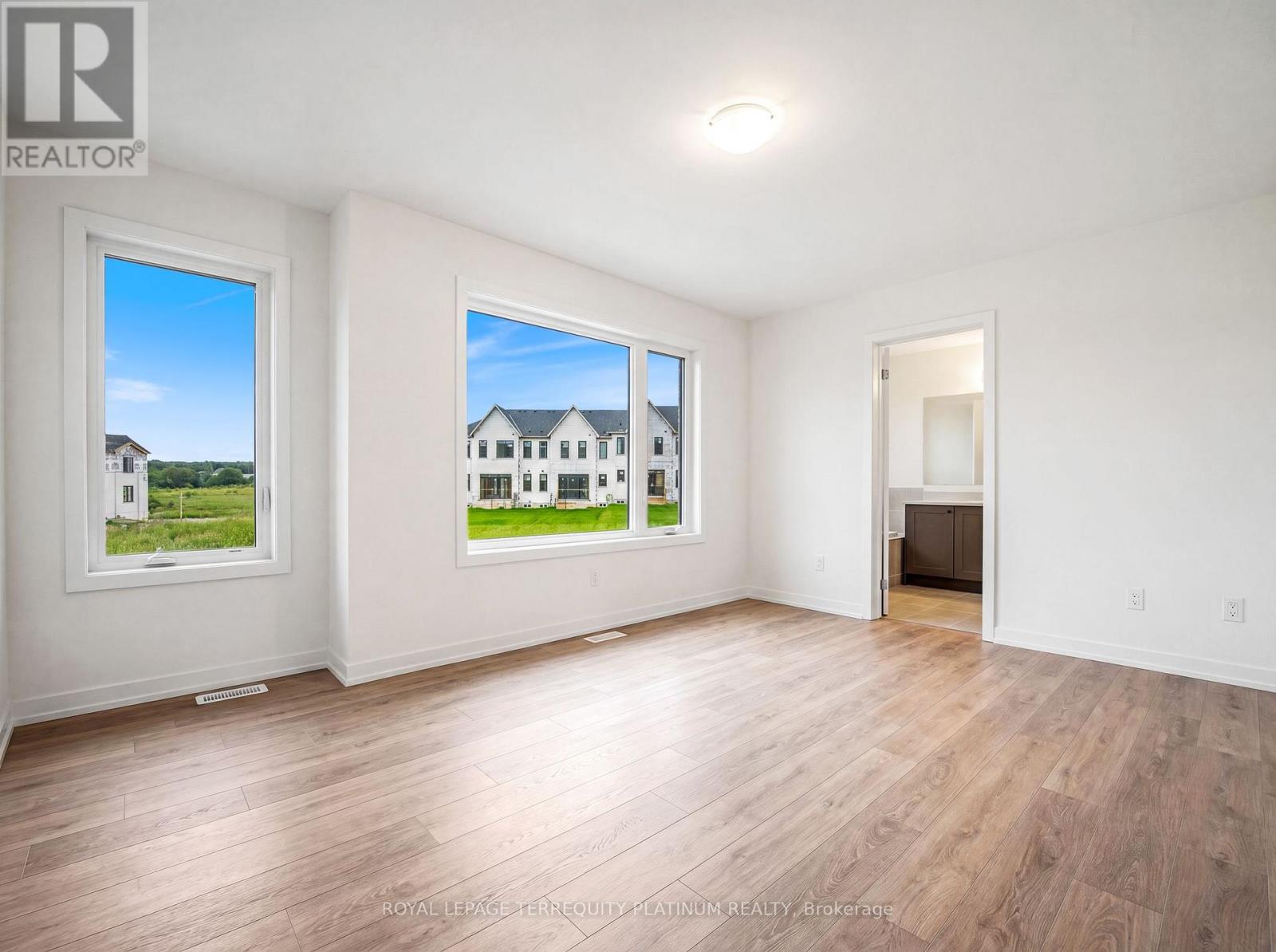 #4 160 DENSMORE ROAD - Image 26