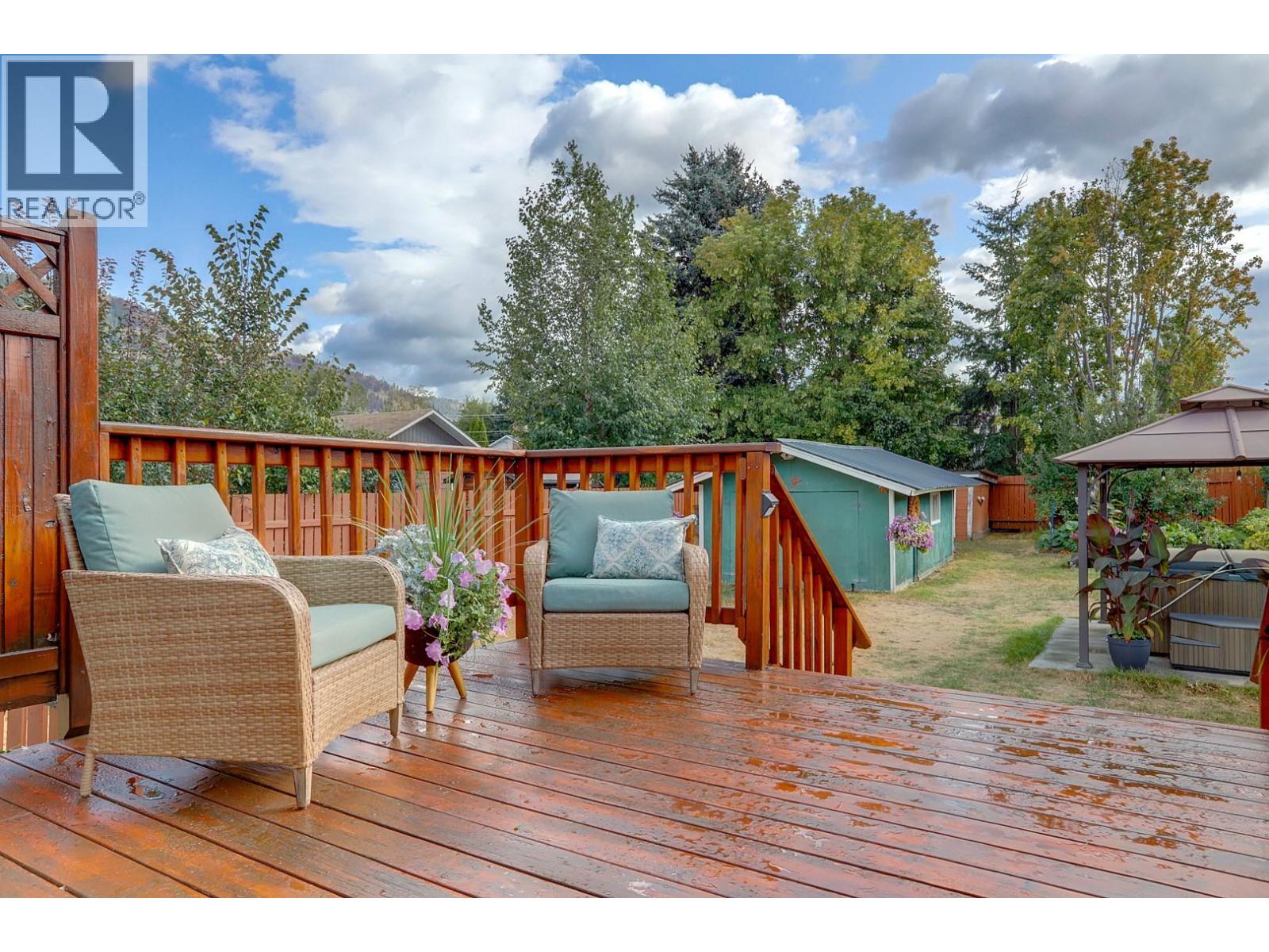 9633 Bessette Road, Coldstream