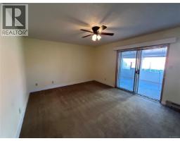 4225 Quadra St, Saanich, BC V8X1L5 Photo 13