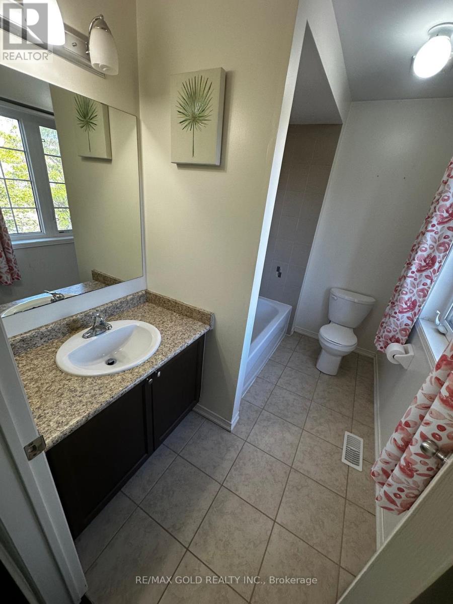 40 LOFTSMOOR DRIVE, Brampton (Sandringham-Wellington) — photo 6