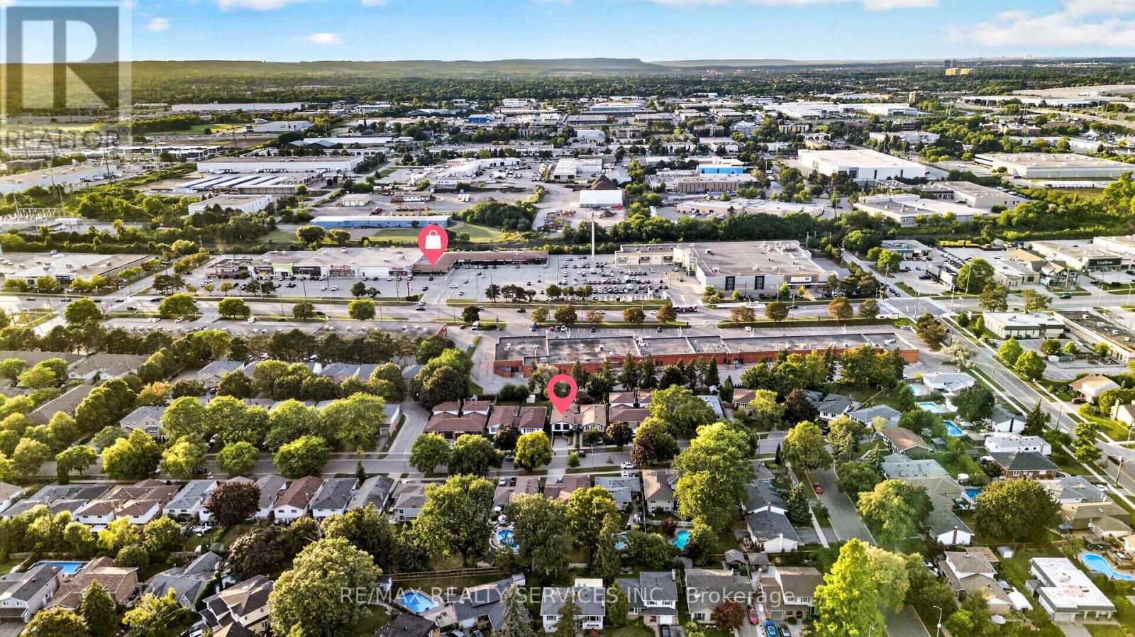 3469 CAPLAN CRESCENT - 2